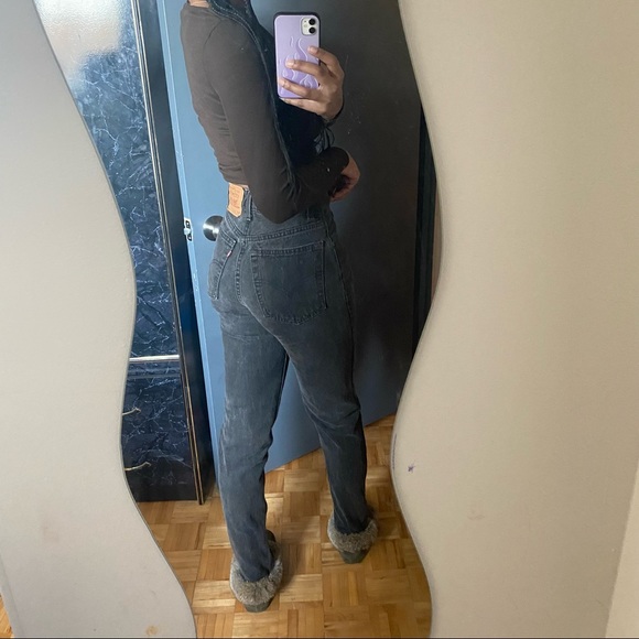 512 Levis - Picture 2 of 3